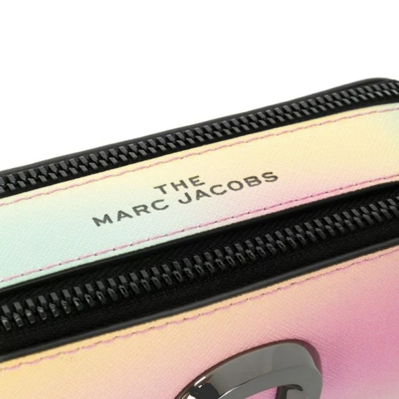 Marc Jacobs Snapshot Airbrush - Picture 8 of 9
